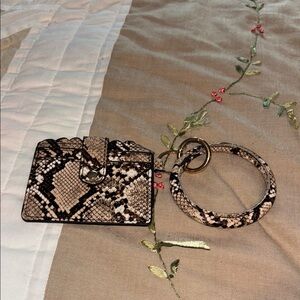 Snakeskin Pattern Wristlet Card Holder